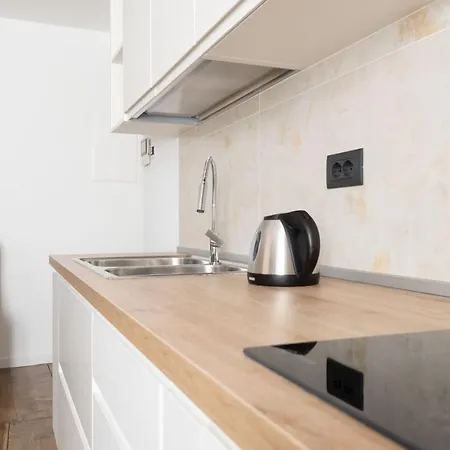Roma 87 Appartement *